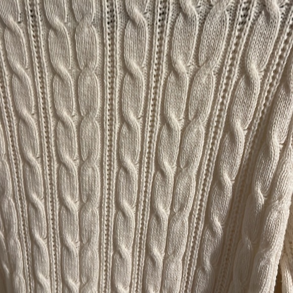 Cream sweater Size ST - Picture 3 of 3